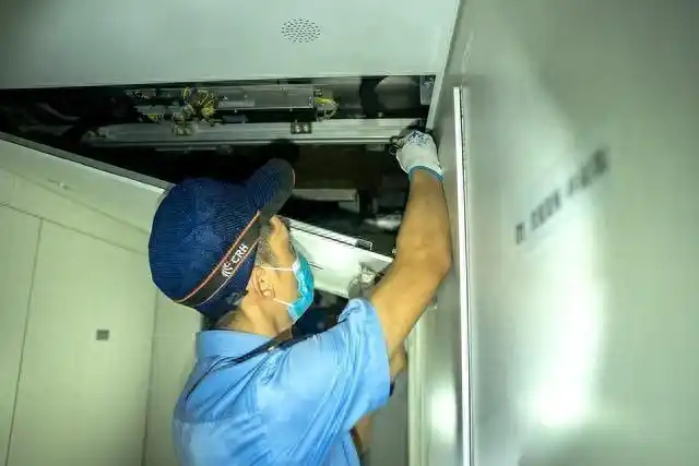 总结:电梯保养竟然包含这些关键项目？看完惊呆，安全出行必备指南