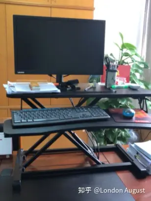 升降桌电机单双选哪个好_升降货梯如何选择尺寸大小_人体工学椅升降桌选购指南