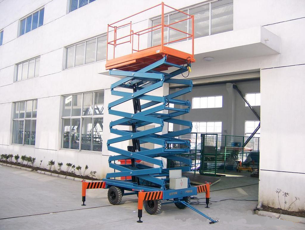 解决方案:别让升降机‘瘫痪’！液压自行走维修，就找附近这家准没错