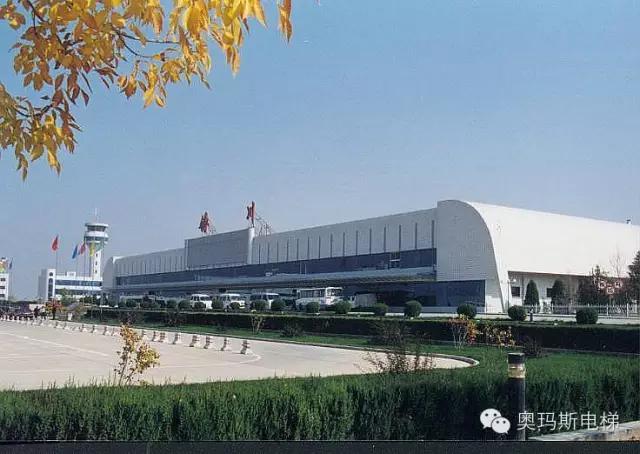 升降货梯如何选择车型图片_大吨位高速度载货电梯_奥玛斯公司载货电梯中标案例