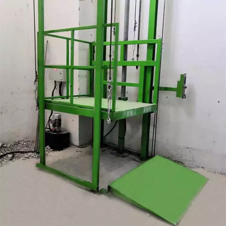 导轨式升降货梯_液压升降平台_鞍山市一到四层升降货梯如何操作