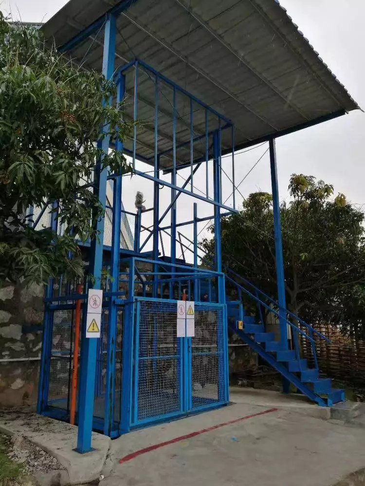 武威民勤导轨升降机价格/载货升降货梯联系厂家